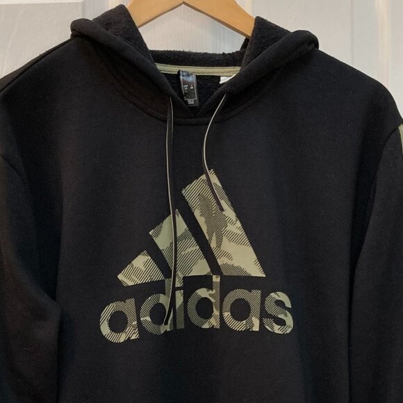 Adidas Men's Essentials Camo Badge of Sport BOS 3-Stripes Hoodie Size Large - Picture 2 of 7
